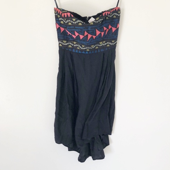Parker Dresses & Skirts - Parker strapless dress w aztec embroidery Sz Small